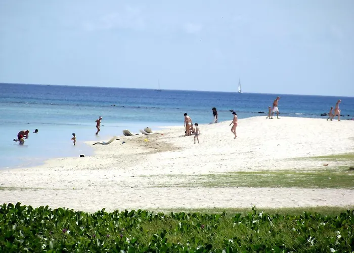 West Sand Holidays Licensed By The Tourism Authority 09926