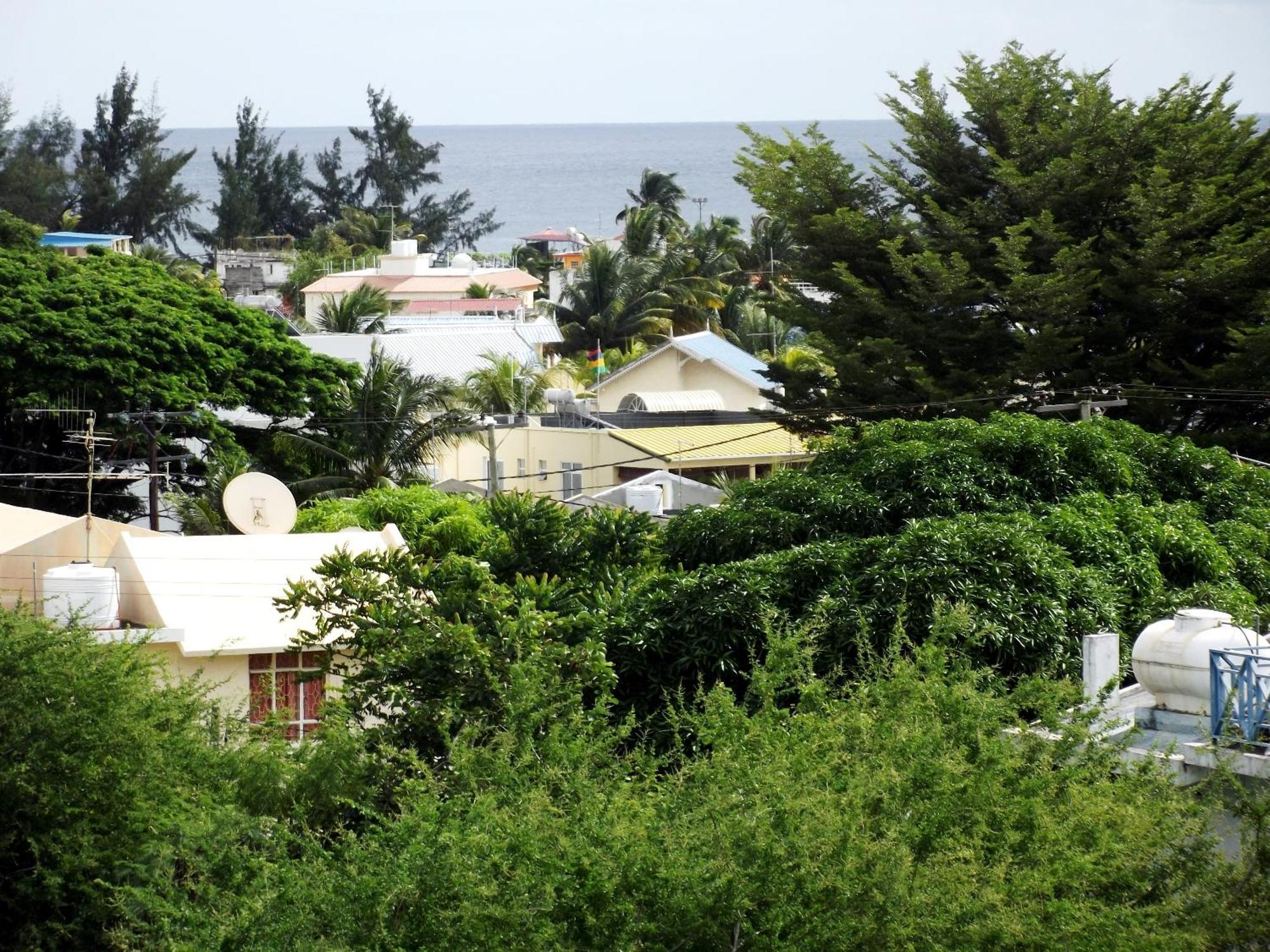 Apartment West Holidays Licensed By The Tourism Authority 09926