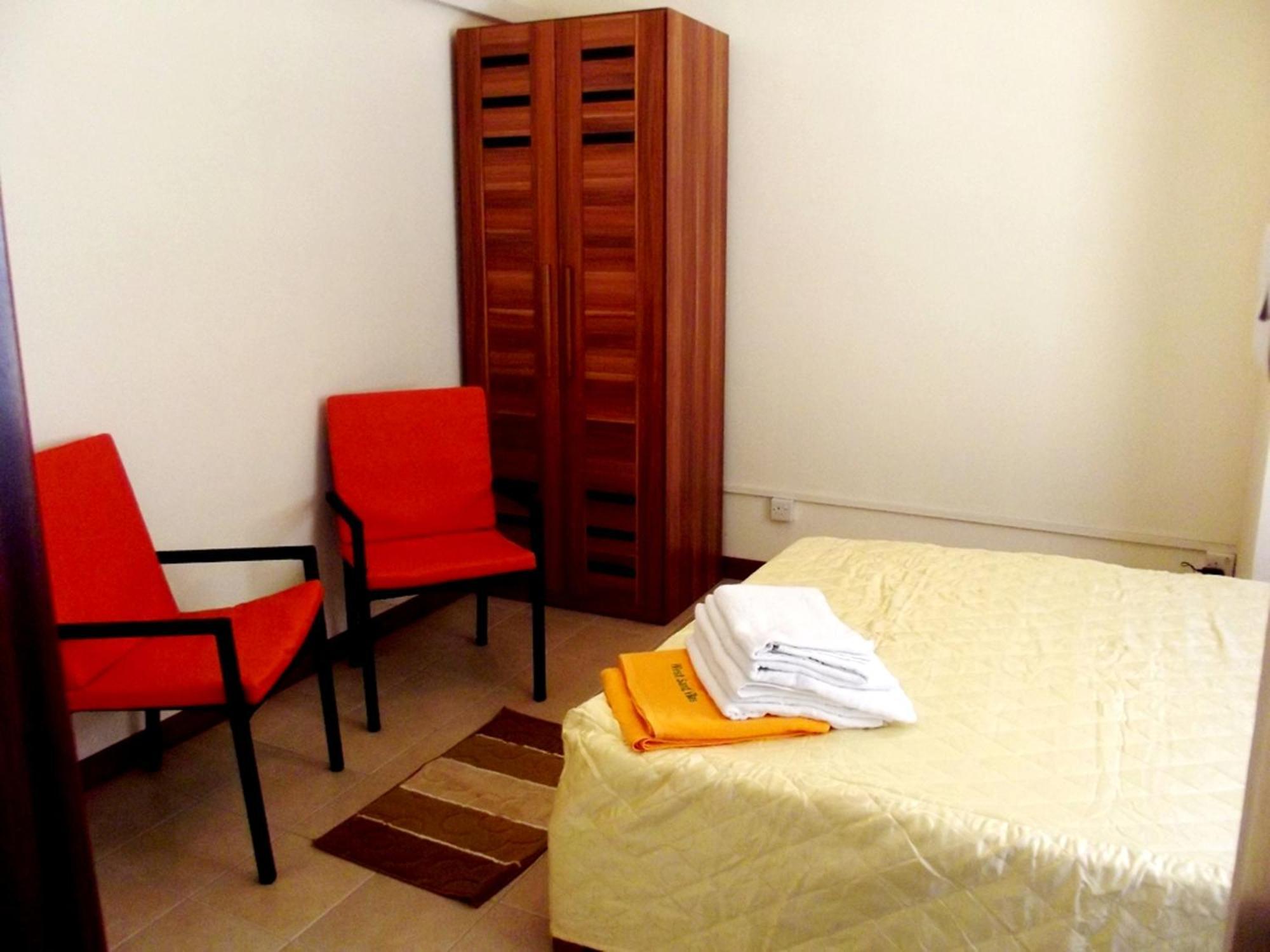 Apartment West Holidays Licensed By The Tourism Authority 09926 *