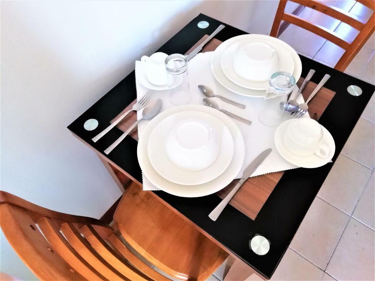 West Holidays Licensed By The Tourism Authority 09926 Apartment